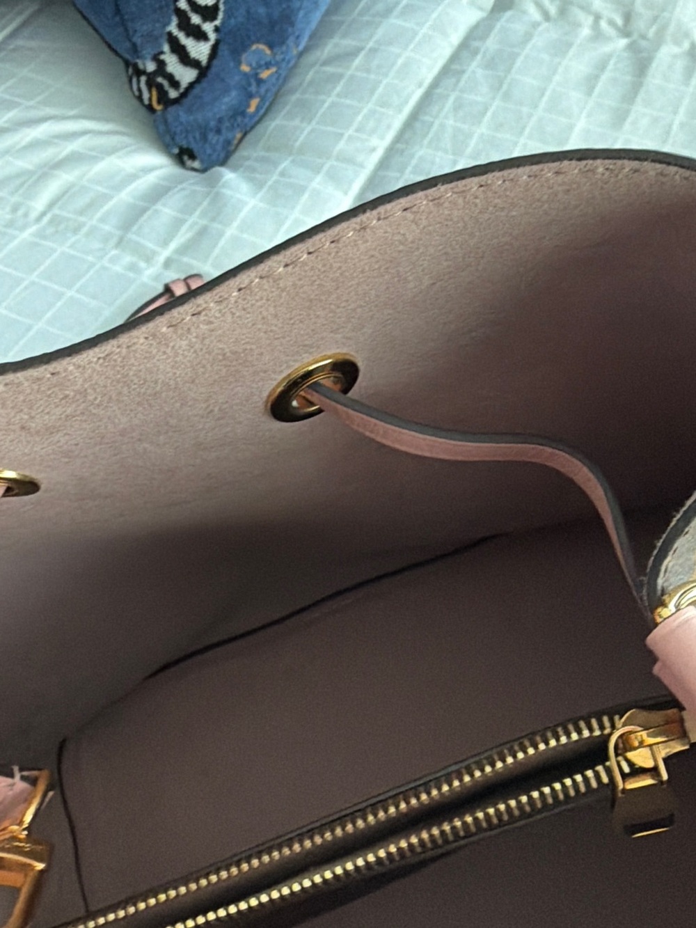 Louis Vuitton Brown Monogram Canvas Bucket Bag with Pink Trim - Picture 12 of 15